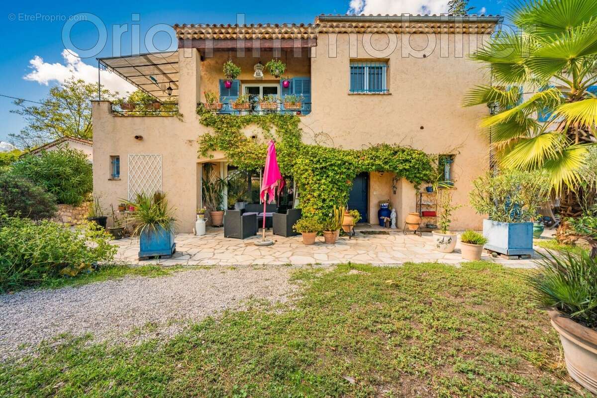 Maison à PEYMEINADE