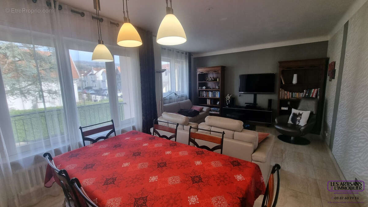 Maison à MOULINS-LES-METZ