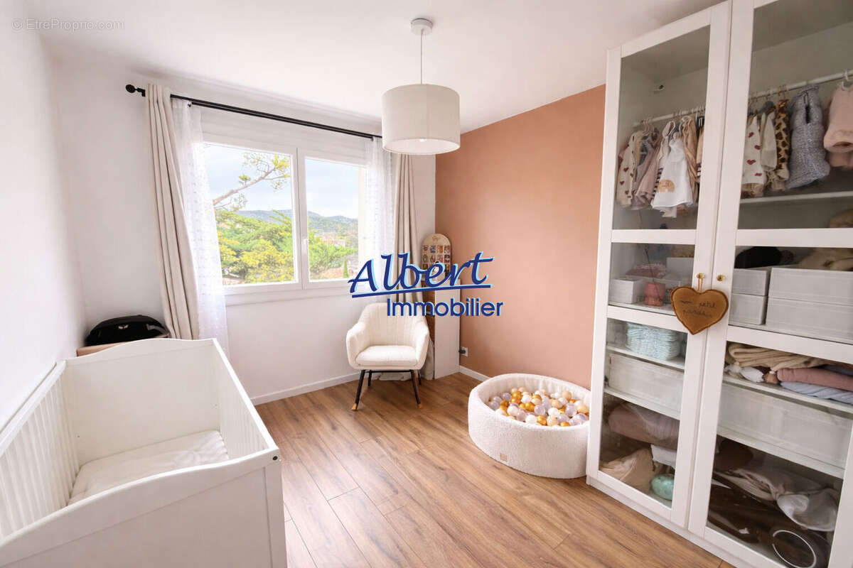 Appartement à SANARY-SUR-MER