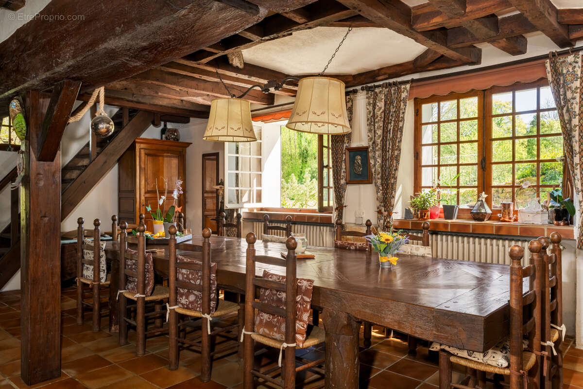 Maison à COSNE-COURS-SUR-LOIRE