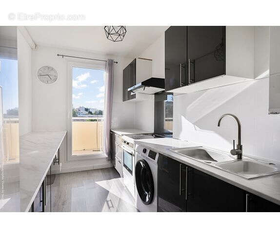 Appartement à MARSEILLE-11E