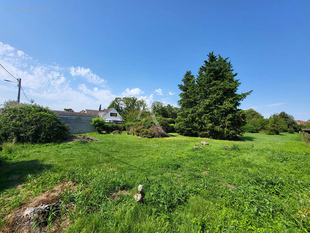 Terrain à VERNEUIL-L&#039;ETANG