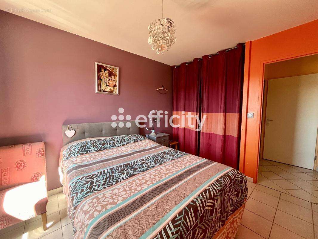 Appartement à MARSEILLE-10E