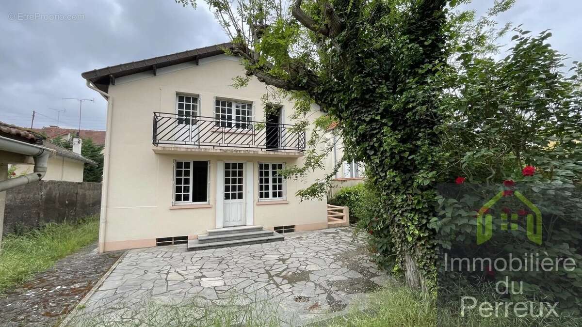 Maison à NEUILLY-SUR-MARNE