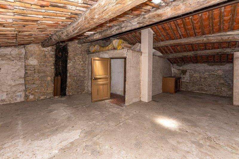 Maison à MONTAUROUX