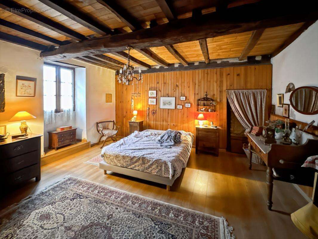 Maison à SAINT-JEAN-D'ATAUX