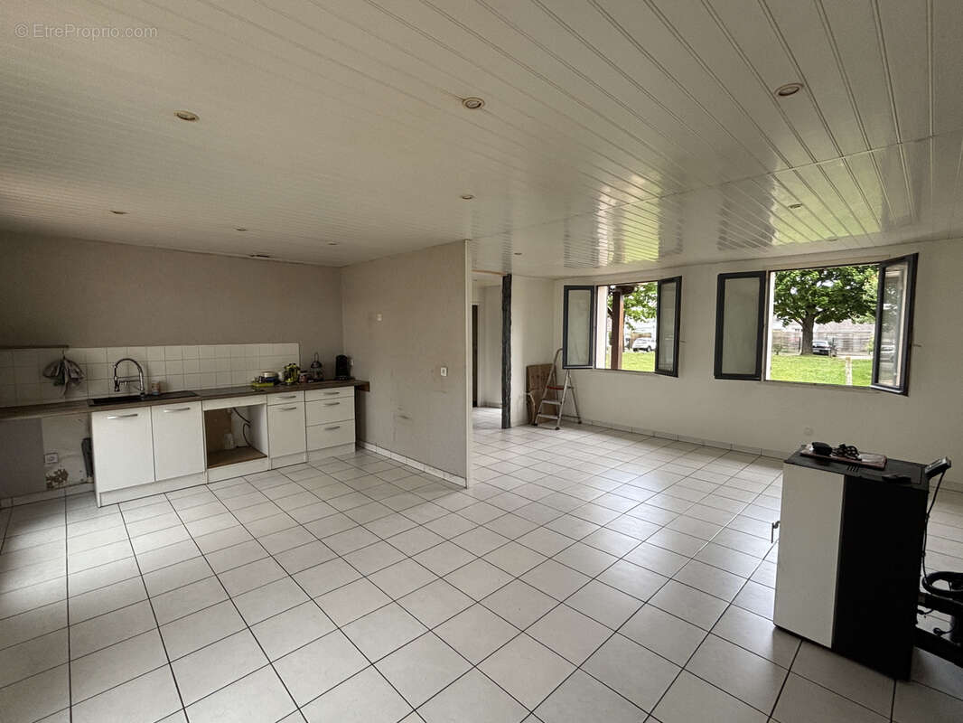 Maison à PONT-DE-L&#039;ARCHE