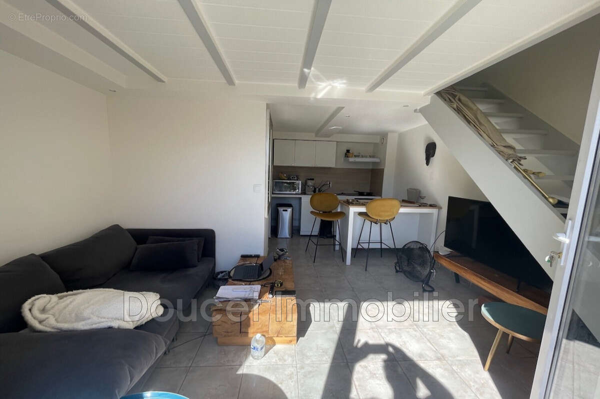 Appartement à COLOMBIERS