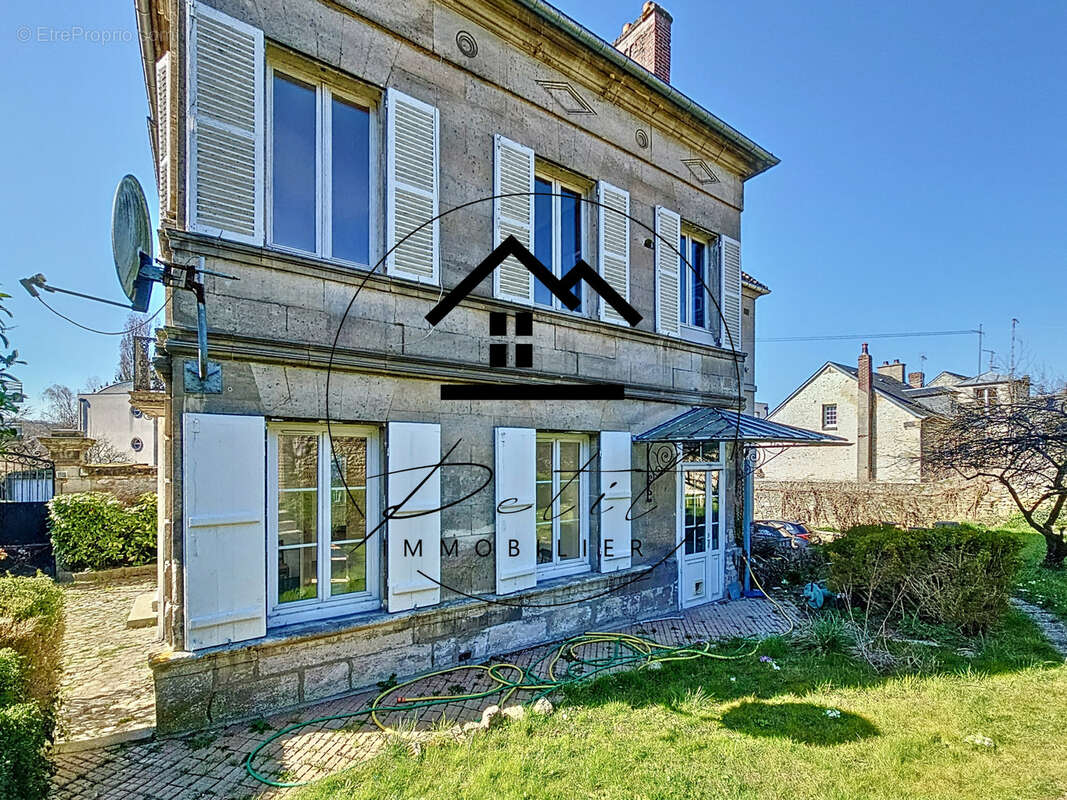 Maison à CLERMONT