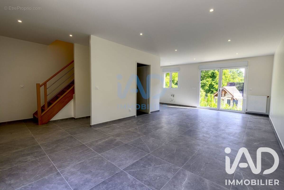 Photo 1 - Maison à MAINCY