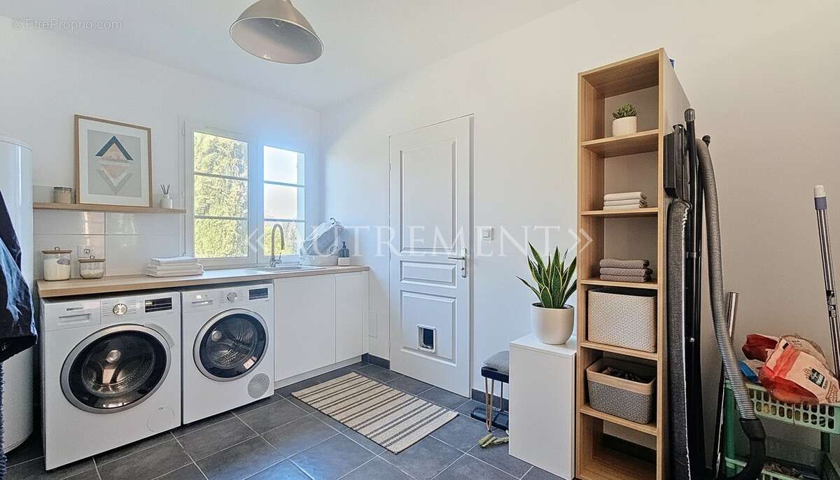 Maison à SAINT-SULPICE