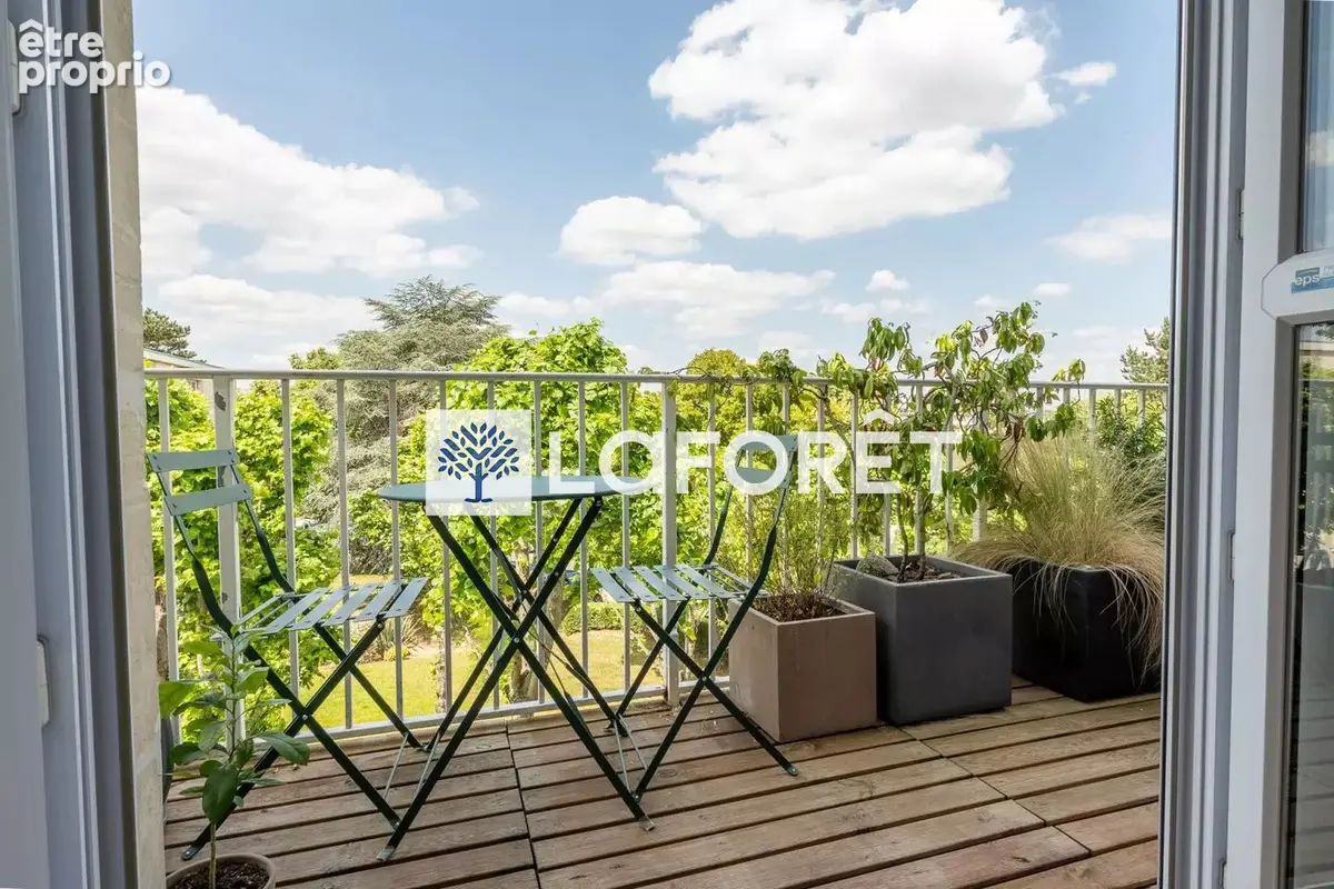 Appartement 5 pièces - 106 m² - Dernier étage avec ascenseur - photo 2