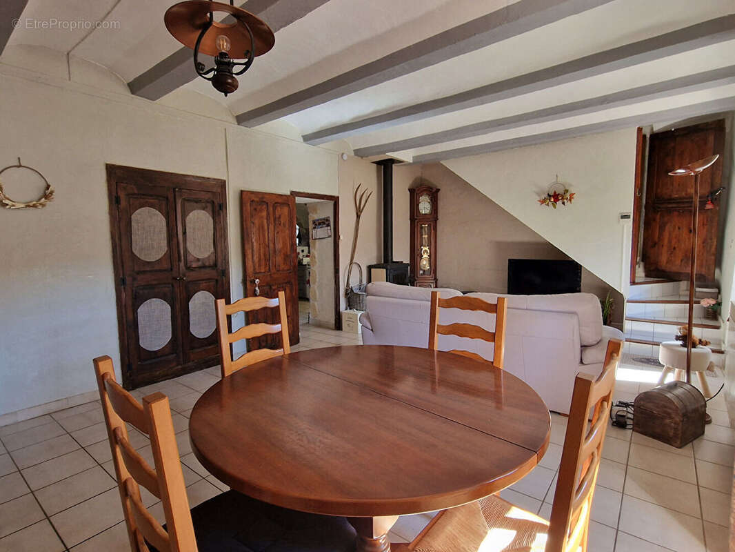 Maison à LE MARTINET