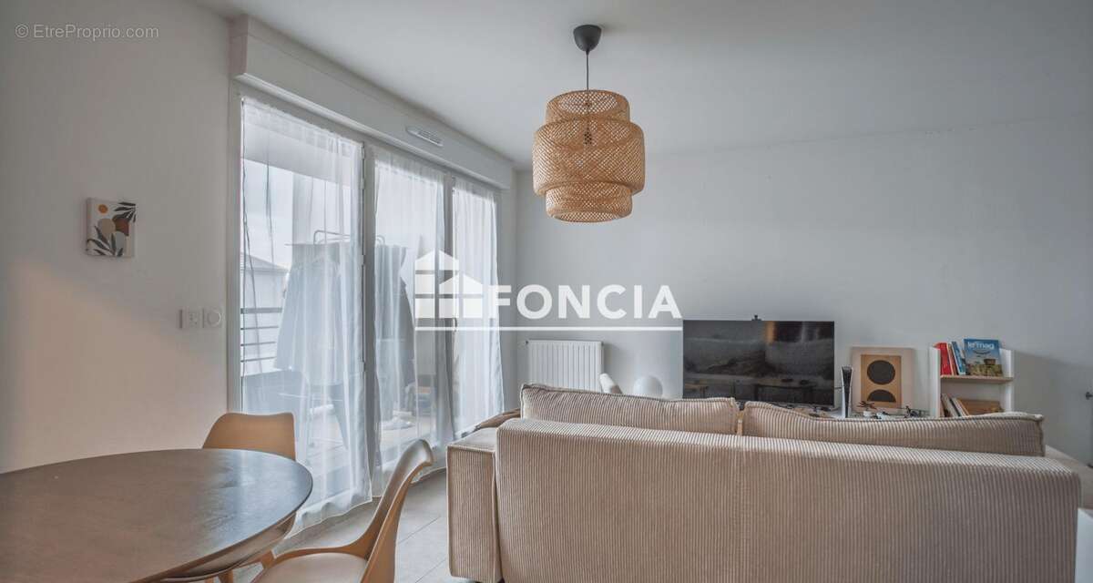 Appartement à SAINT-SEBASTIEN-SUR-LOIRE