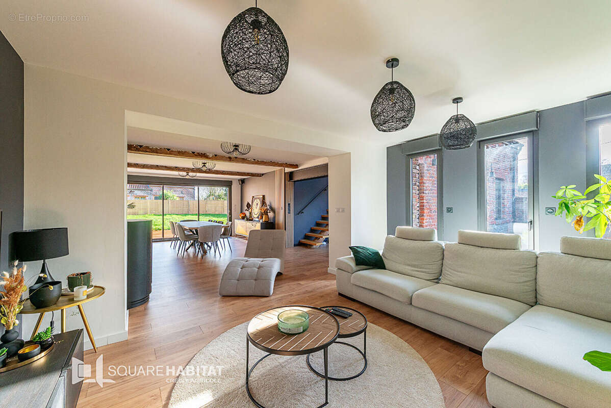 Maison à SAINT-AMAND-LES-EAUX