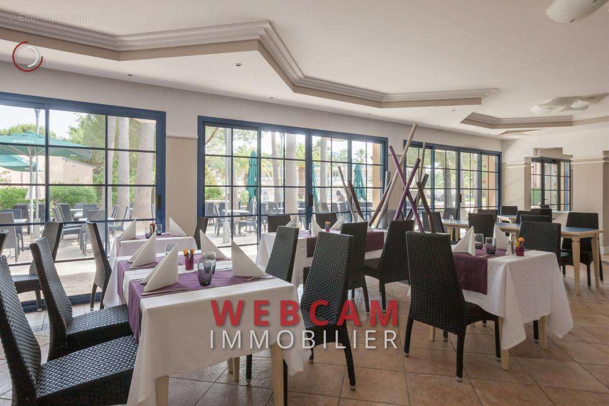 Appartement à MANDELIEU-LA-NAPOULE