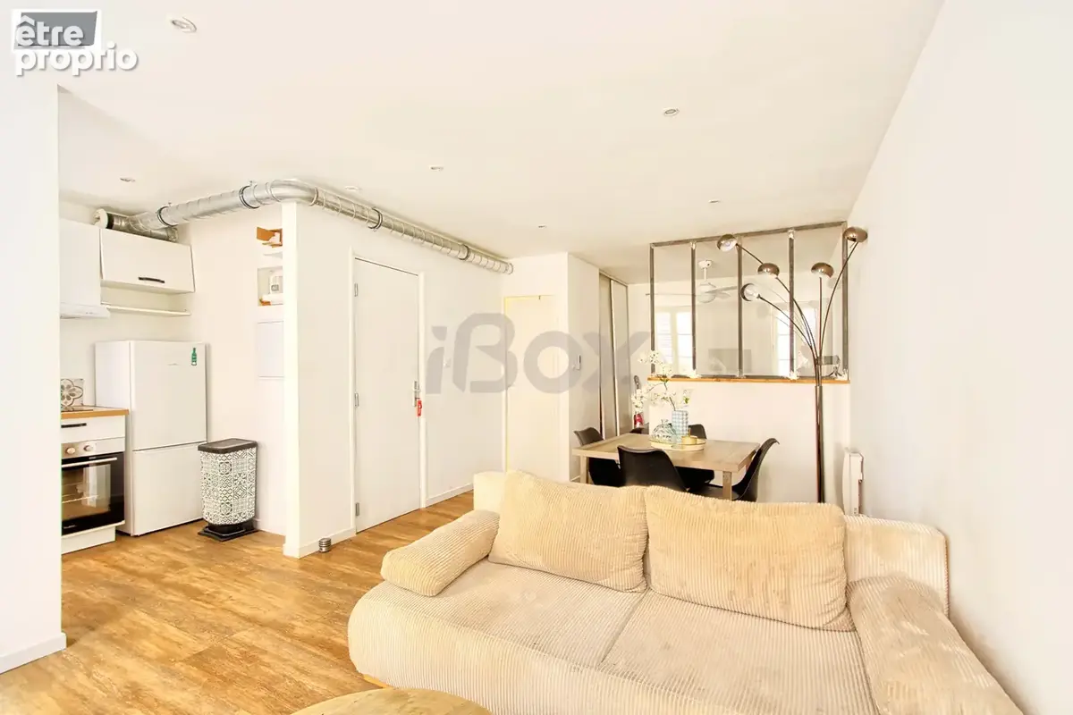 Toulon centre ville- immeuble en monopropriete de 202 m2 de 5 appartements et garage - photo 5