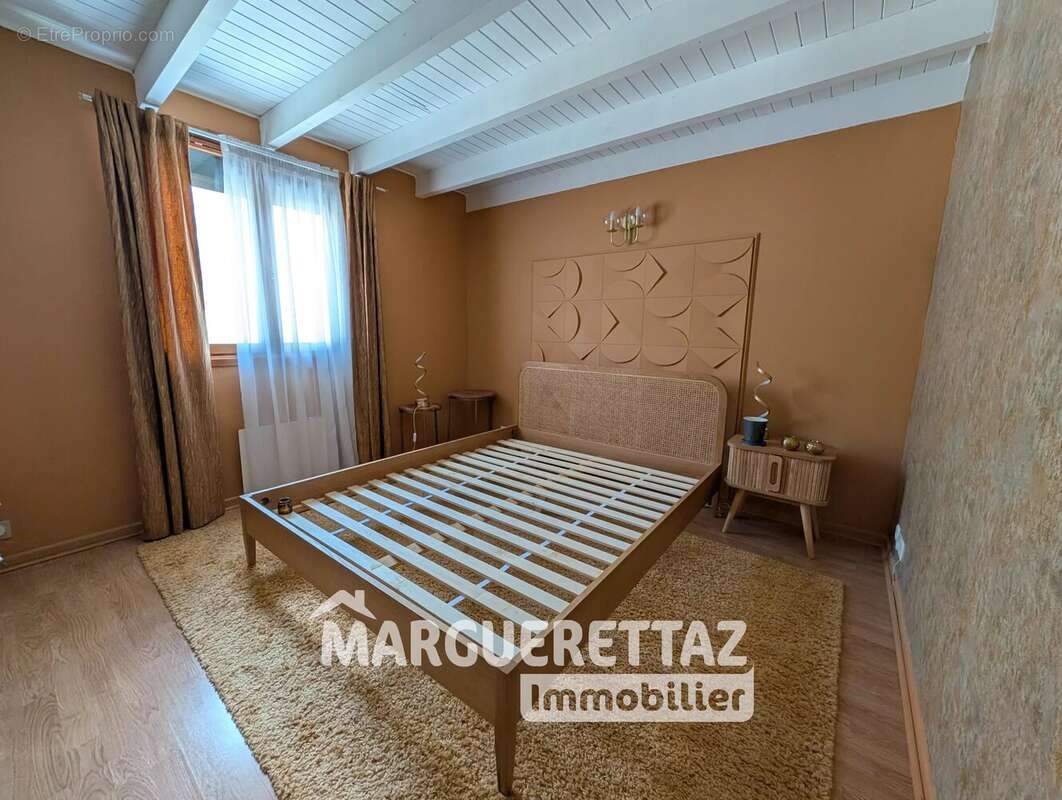 Appartement à SAINT-JEOIRE