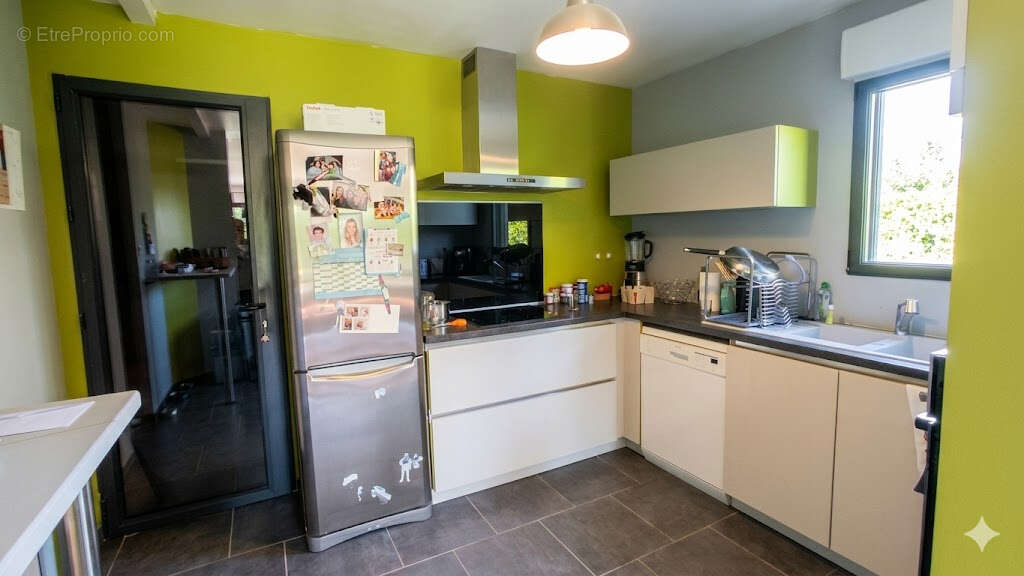 Maison 145 m² à Vouneuil-Sur-Vienne  - photo 7