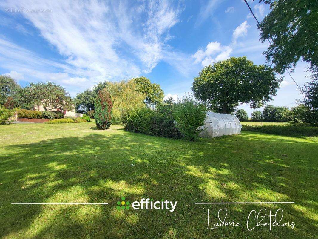 Maison à PARTHENAY-DE-BRETAGNE