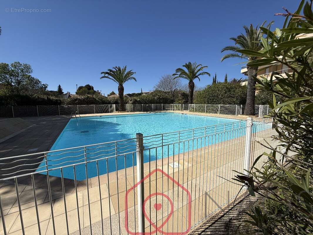 Appartement à FREJUS