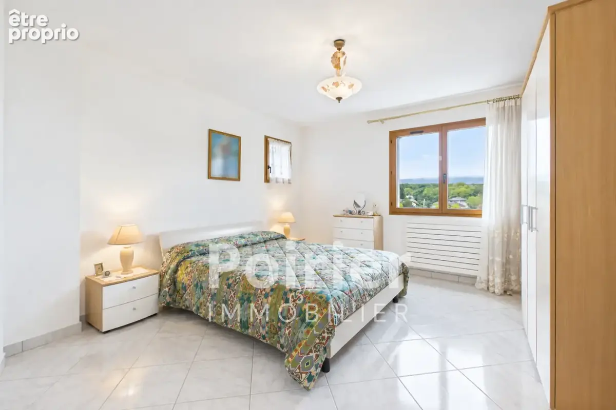 Environnement privilégié, beaux volumes et potentiel de construction ! - photo 13
