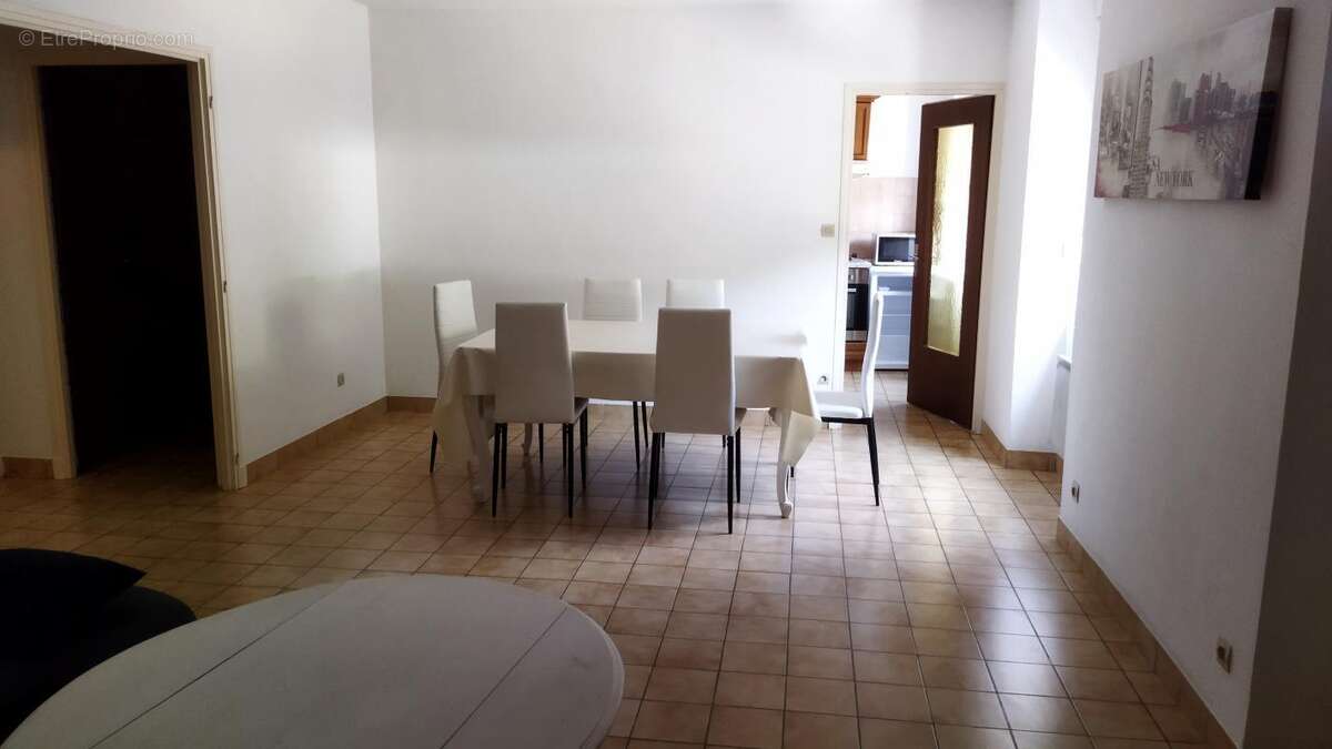 Appartement à LIVRON-SUR-DROME