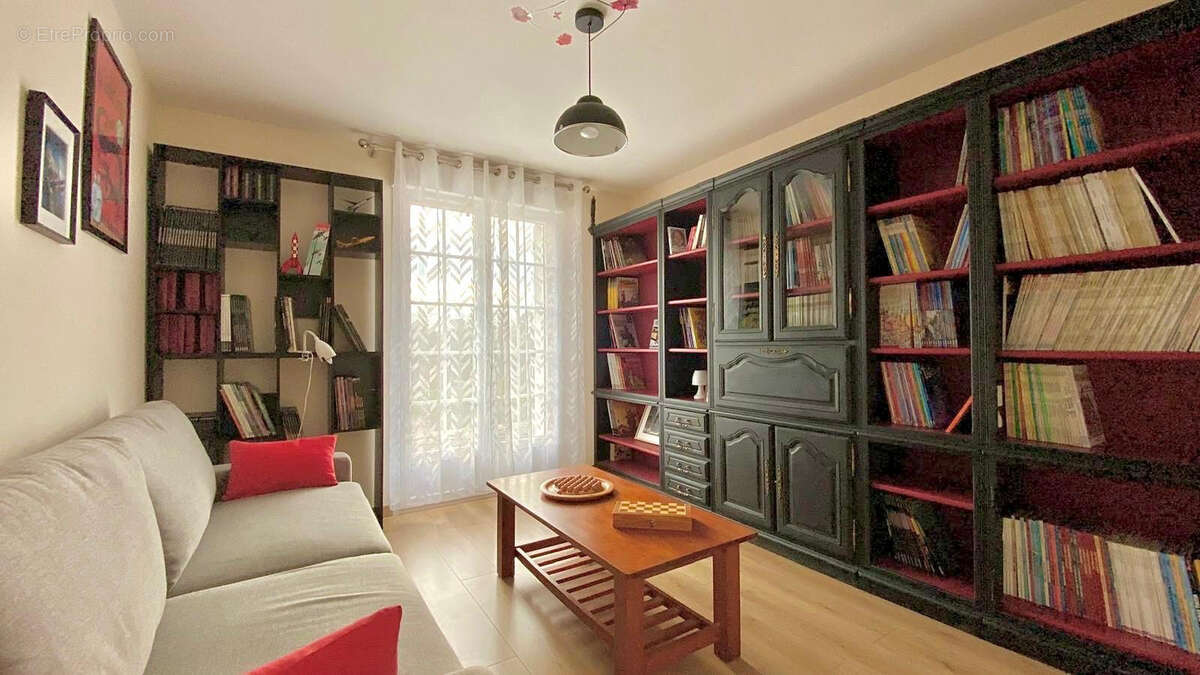 Maison à NOYERS-SUR-CHER