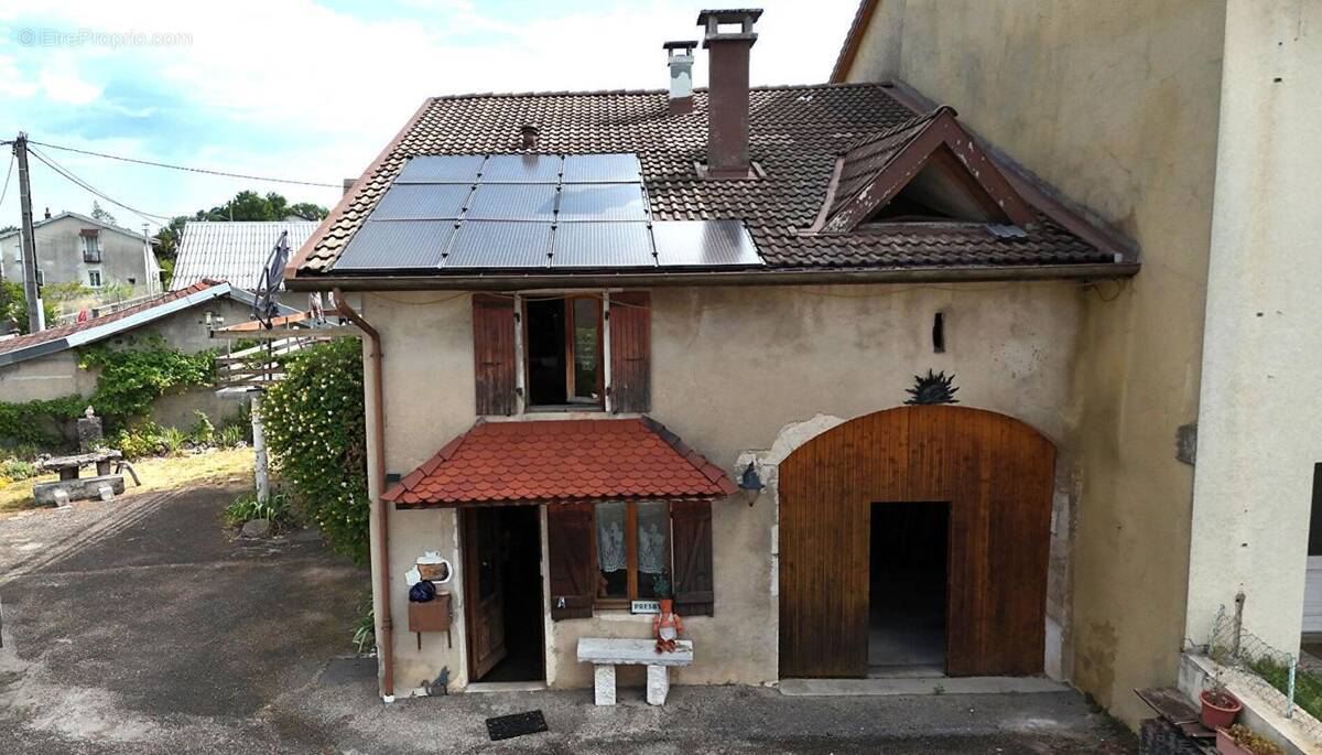 Maison à OYONNAX