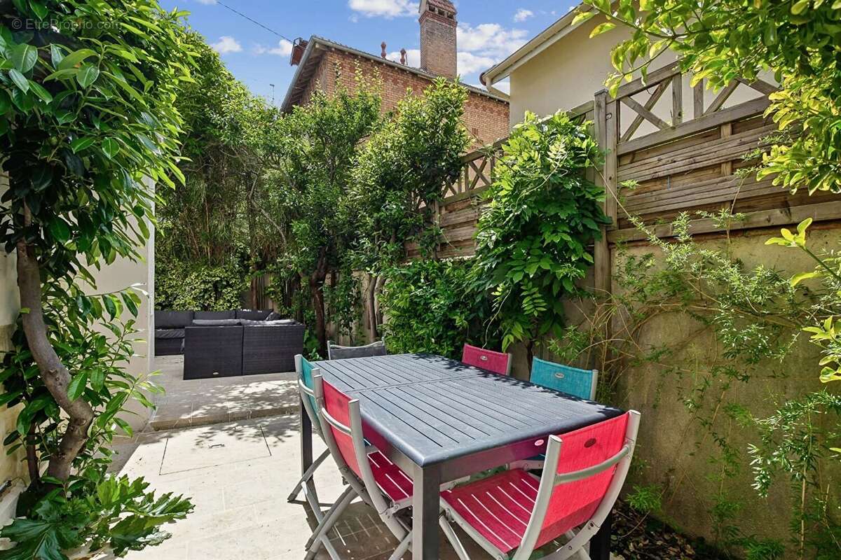 Bas de Chatou - Maison 136 m² au sol - 7 mn RER et centre ville - photo 16