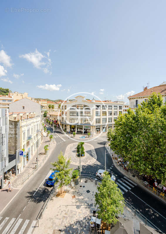 Appartement à HYERES