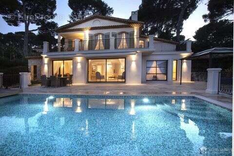 Maison 319 m² à Antibes  - photo 2