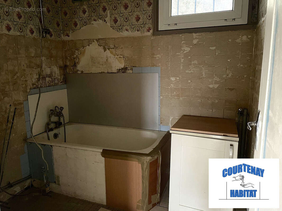 Maison 77 m² à Montcorbon  - photo 7