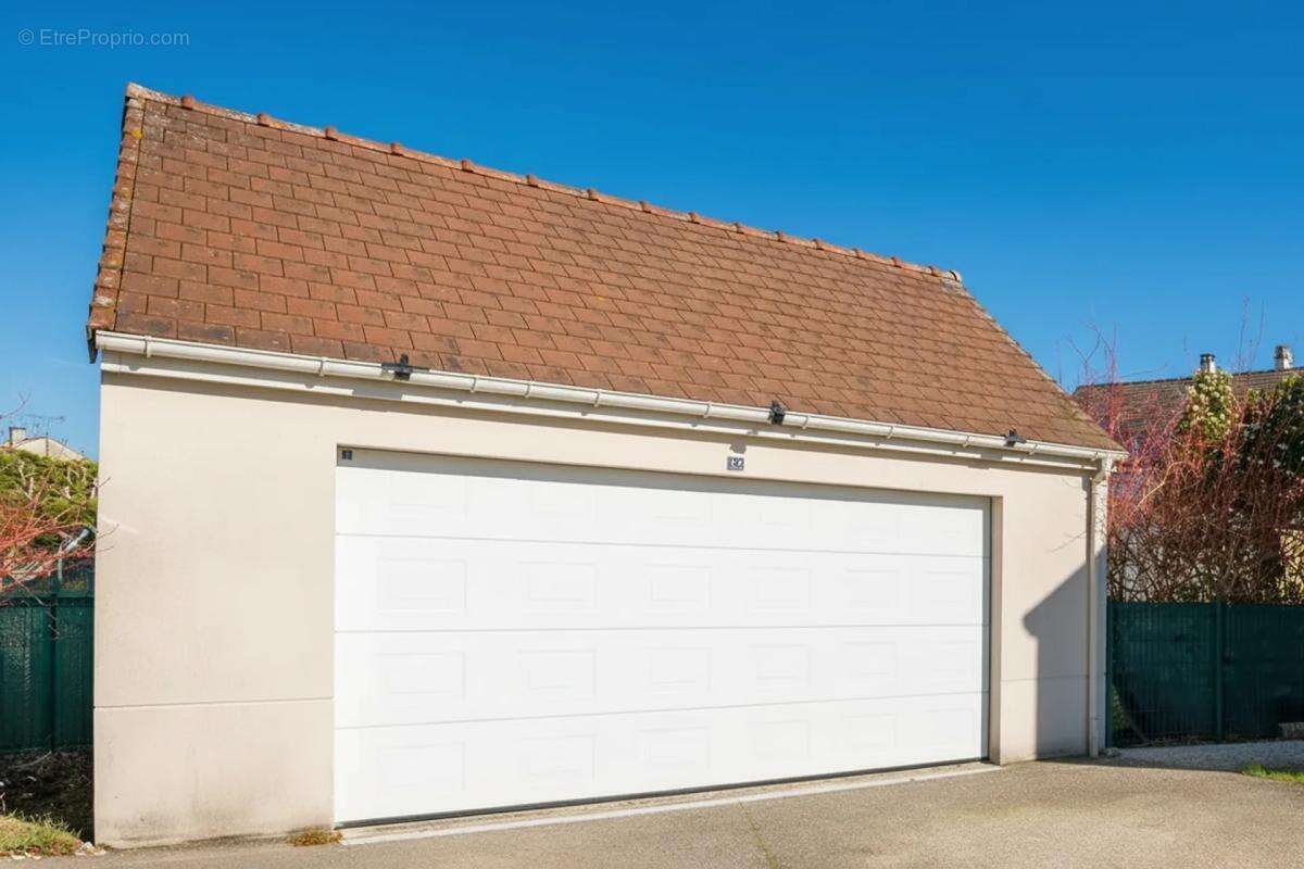 Maison à ROUVRES