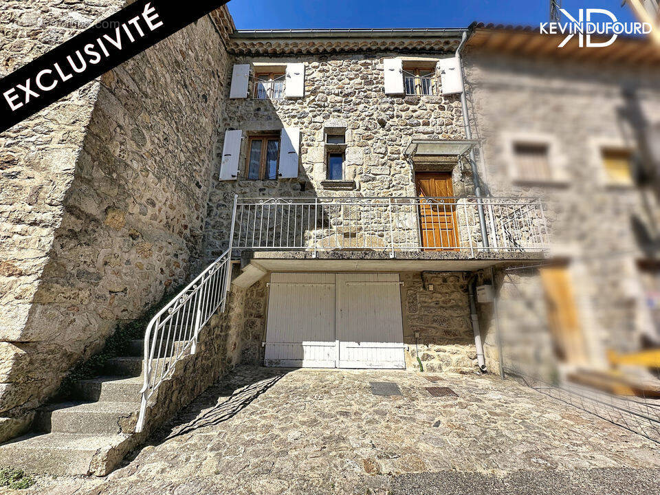 Maison à MONTPEZAT-SOUS-BAUZON