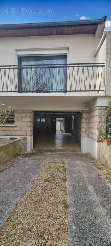 Maison à CHAMPIGNY-SUR-MARNE