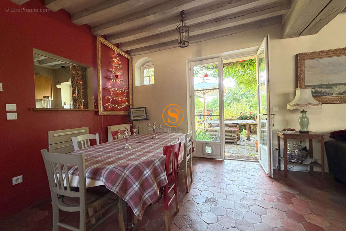 Maison à LAMORLAYE