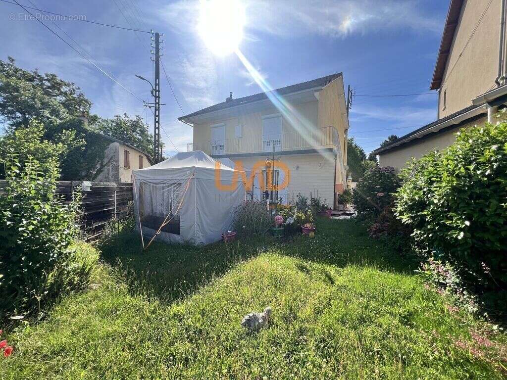 Maison lumineuse avec jardin - photo 3
