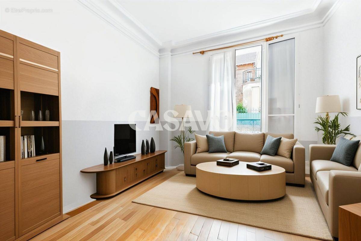 Appartement à PARIS-14E