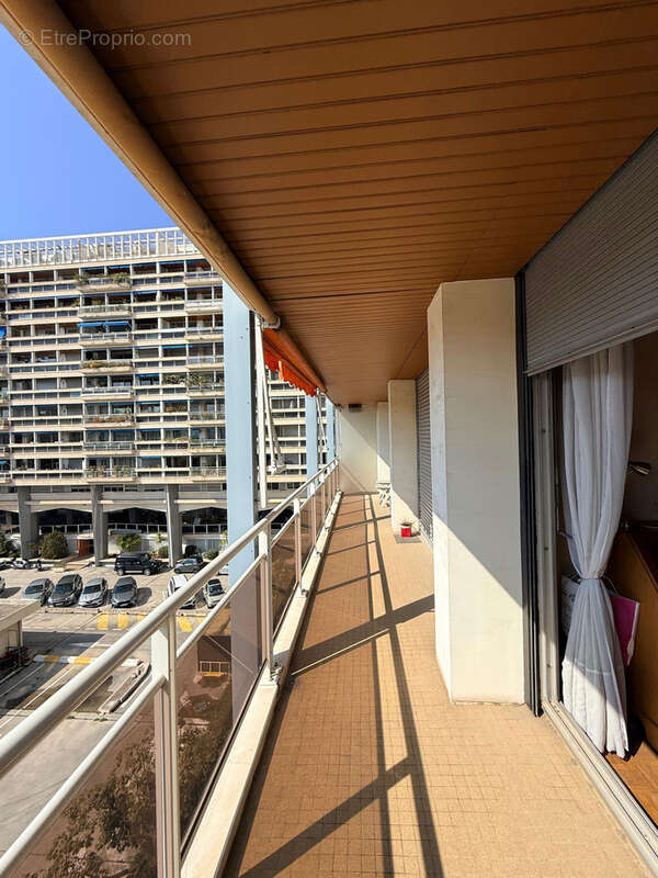 Appartement à MARSEILLE-8E