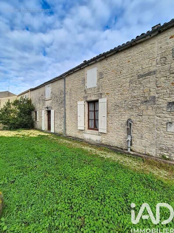 Photo 2 - Maison à COURCON