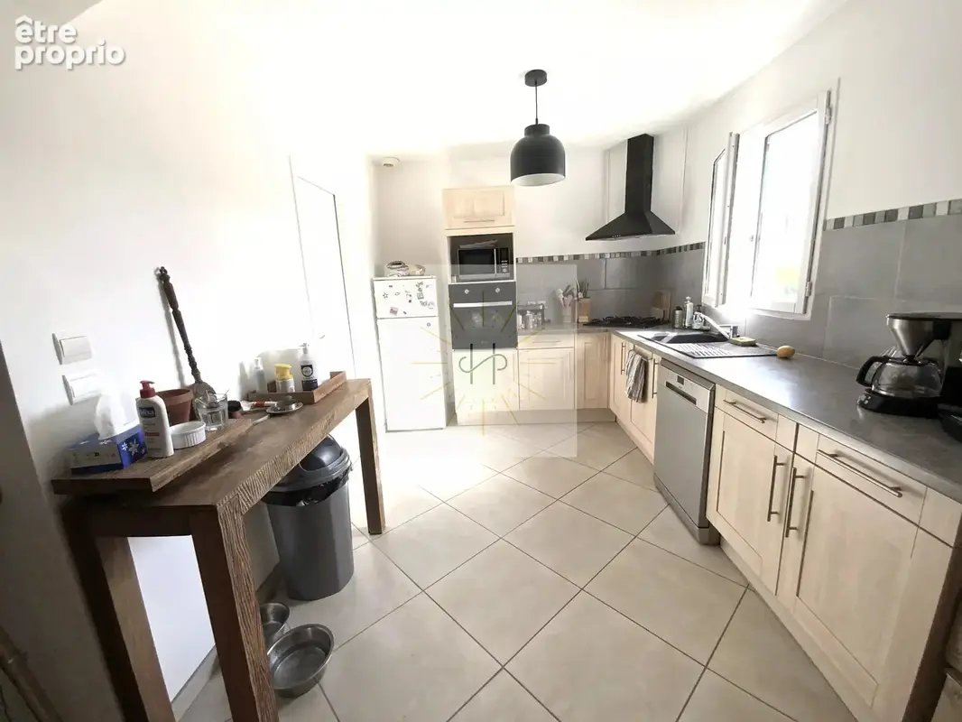 Maison 5 pièces 115 m² à vendre à Rochemaure (07400) - photo 9
