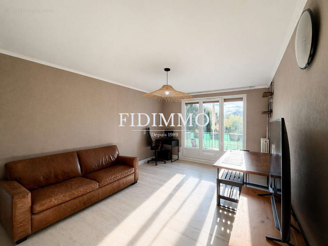 Appartement à CHENNEVIERES-SUR-MARNE