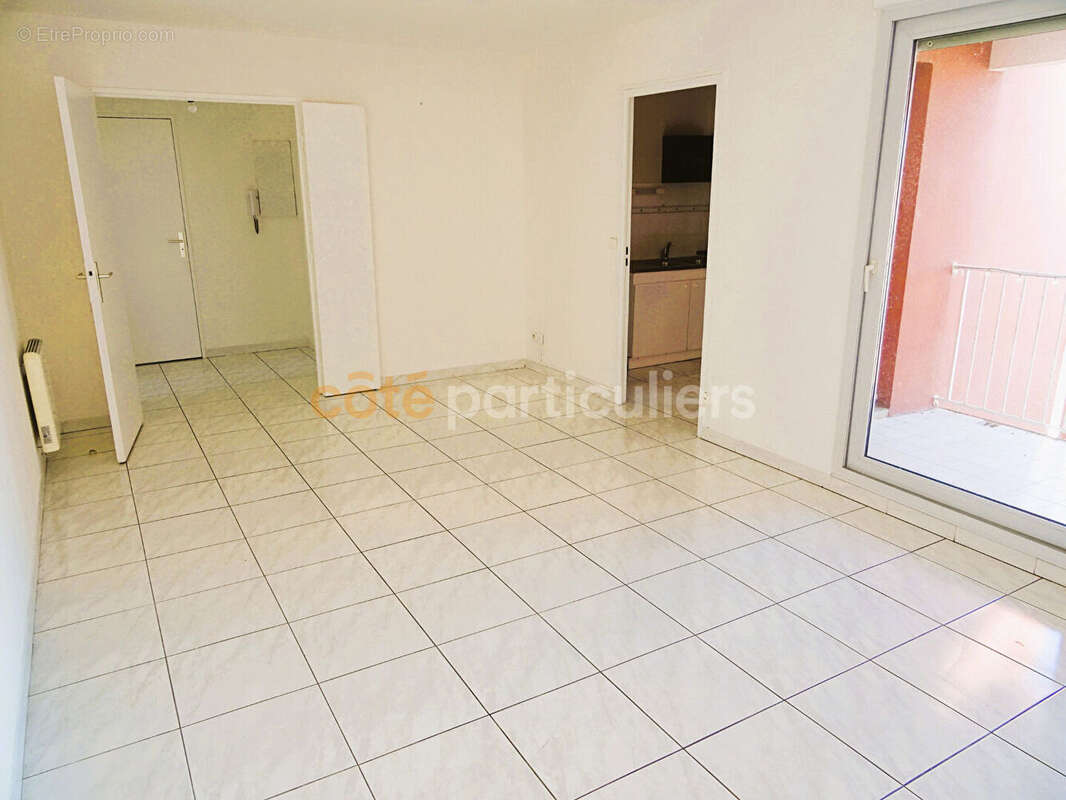 Appartement à LATTES