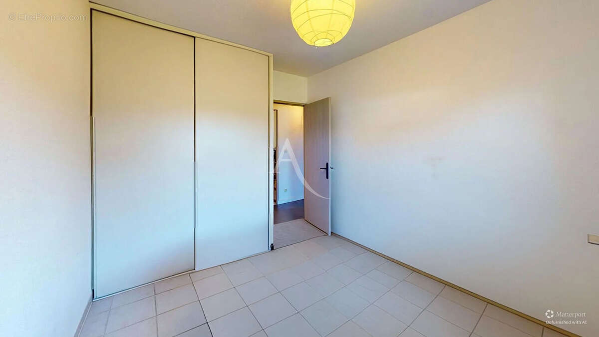 Appartement à POULX