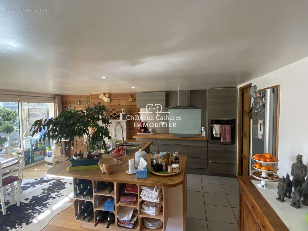 Maison à SALVEZINES