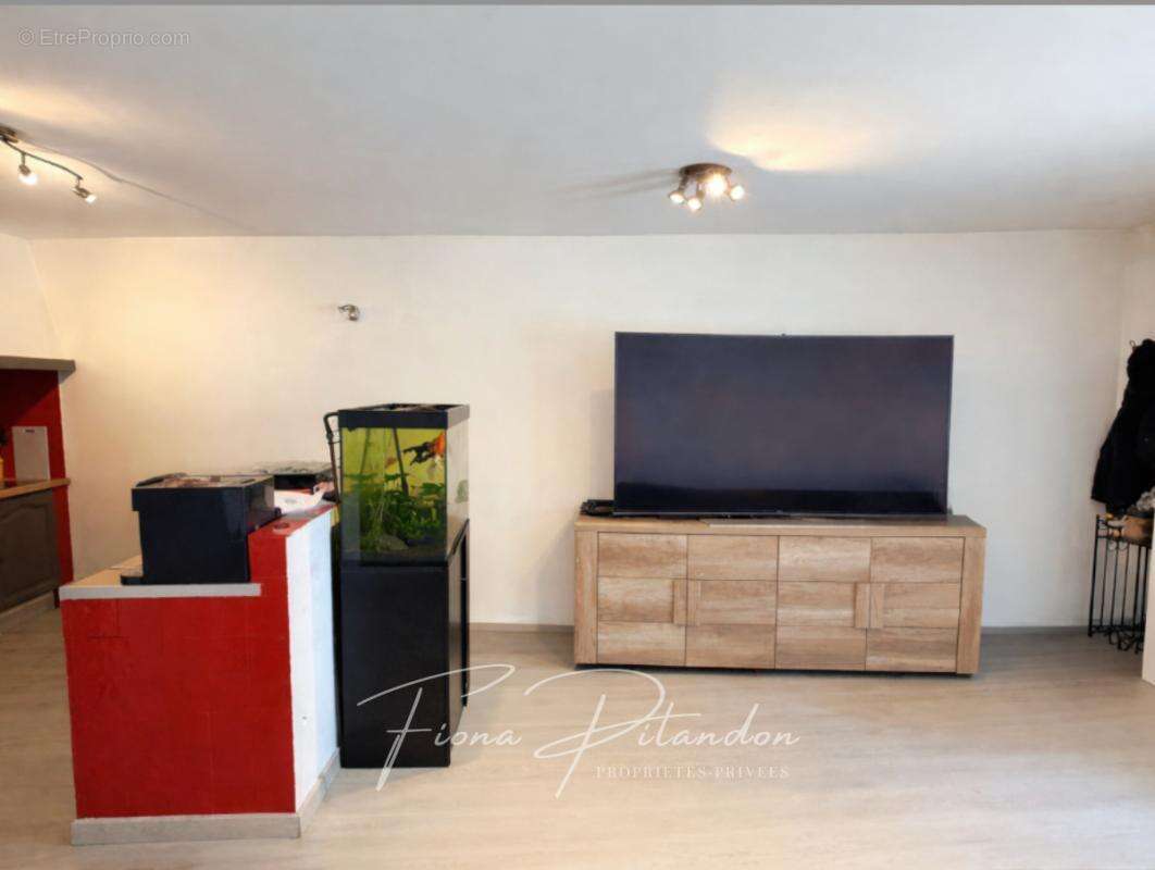 Appartement T3 en rez-de-chaussée - photo 3