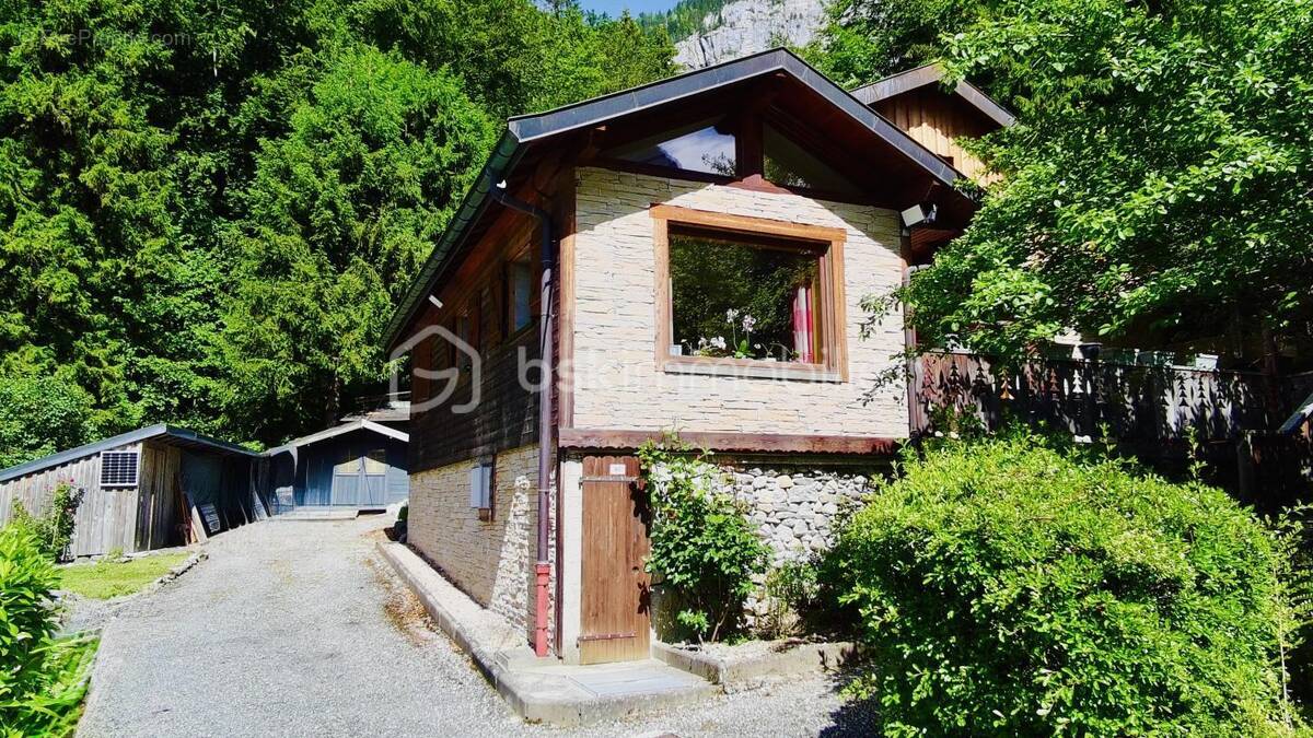 Maison à THORENS-GLIERES