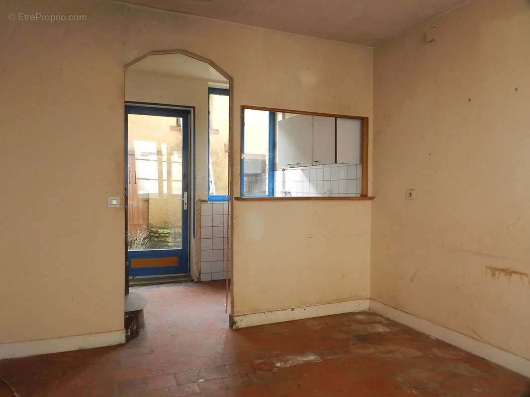 Maison à SAINT-PIERRE-SUR-DIVES