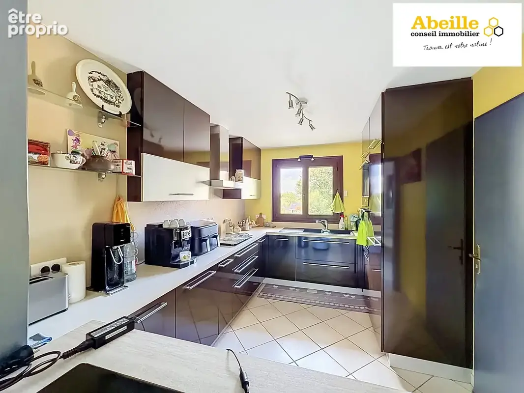 Maison traditionnelle de 117 m2 sur cave totale terrain 539 m2 - photo 6